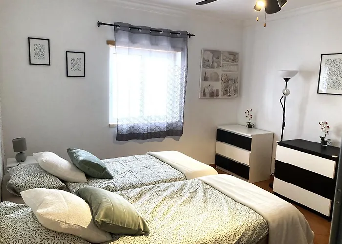 Modern Apartment@armacao De Pera *