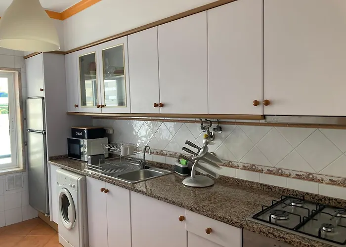 Modern Apartment@armacao De Pera 아파트