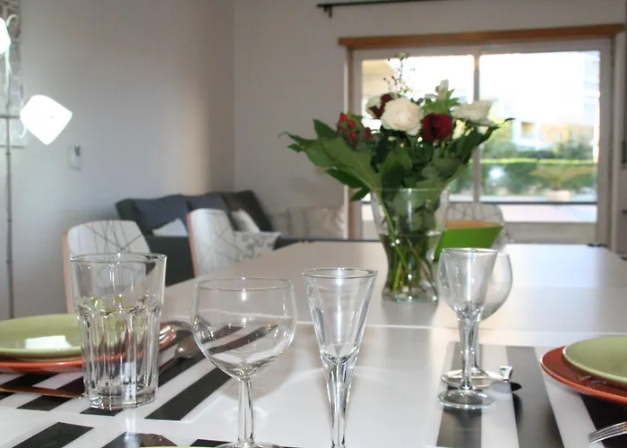 Modern Apartment@armacao De Pera 아파트 *